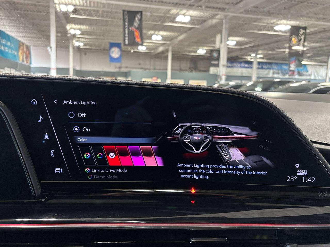 2024 Cadillac Escalade V-Series|AWD|NO LUX TAX|682HP|V8SUPERCHARGED|LT4|+ Photo