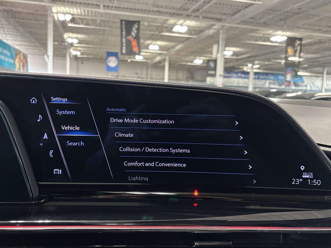 2024 Cadillac Escalade V-Series|AWD|NO LUX TAX|682HP|V8SUPERCHARGED|LT4|+ Photo