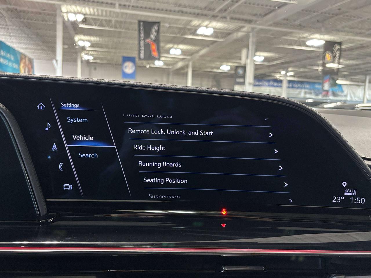 2024 Cadillac Escalade V-Series|AWD|NO LUX TAX|682HP|V8SUPERCHARGED|LT4|+ Photo