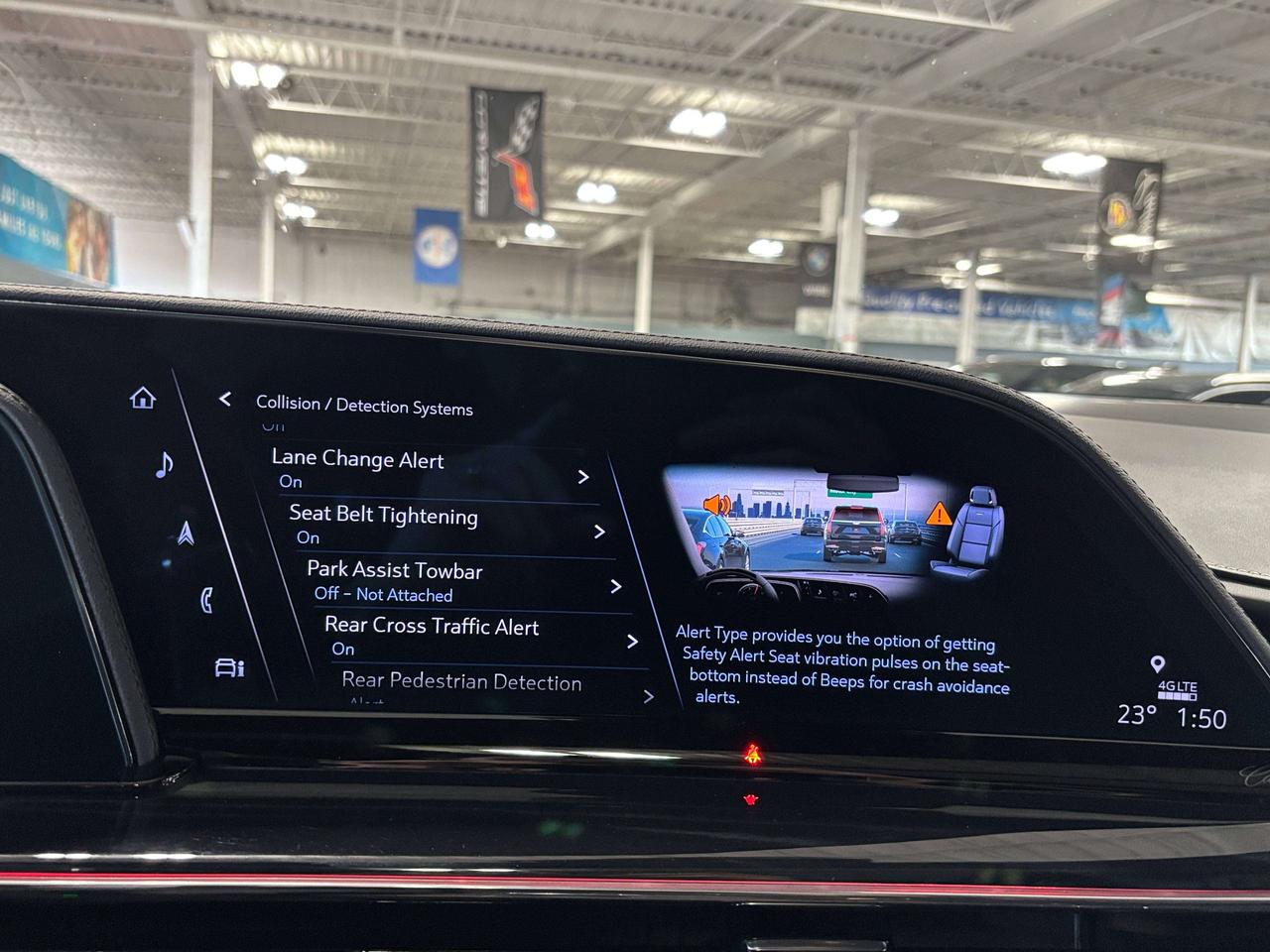 2024 Cadillac Escalade V-Series|AWD|NO LUX TAX|682HP|V8SUPERCHARGED|LT4|+ Photo