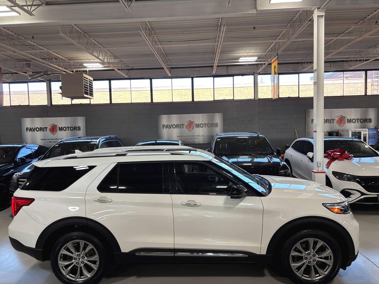 2022 Ford Explorer Limited|4WD|NAV|WOOD|LEATHER|PANOROOF|360CAM|7PASS Photo2