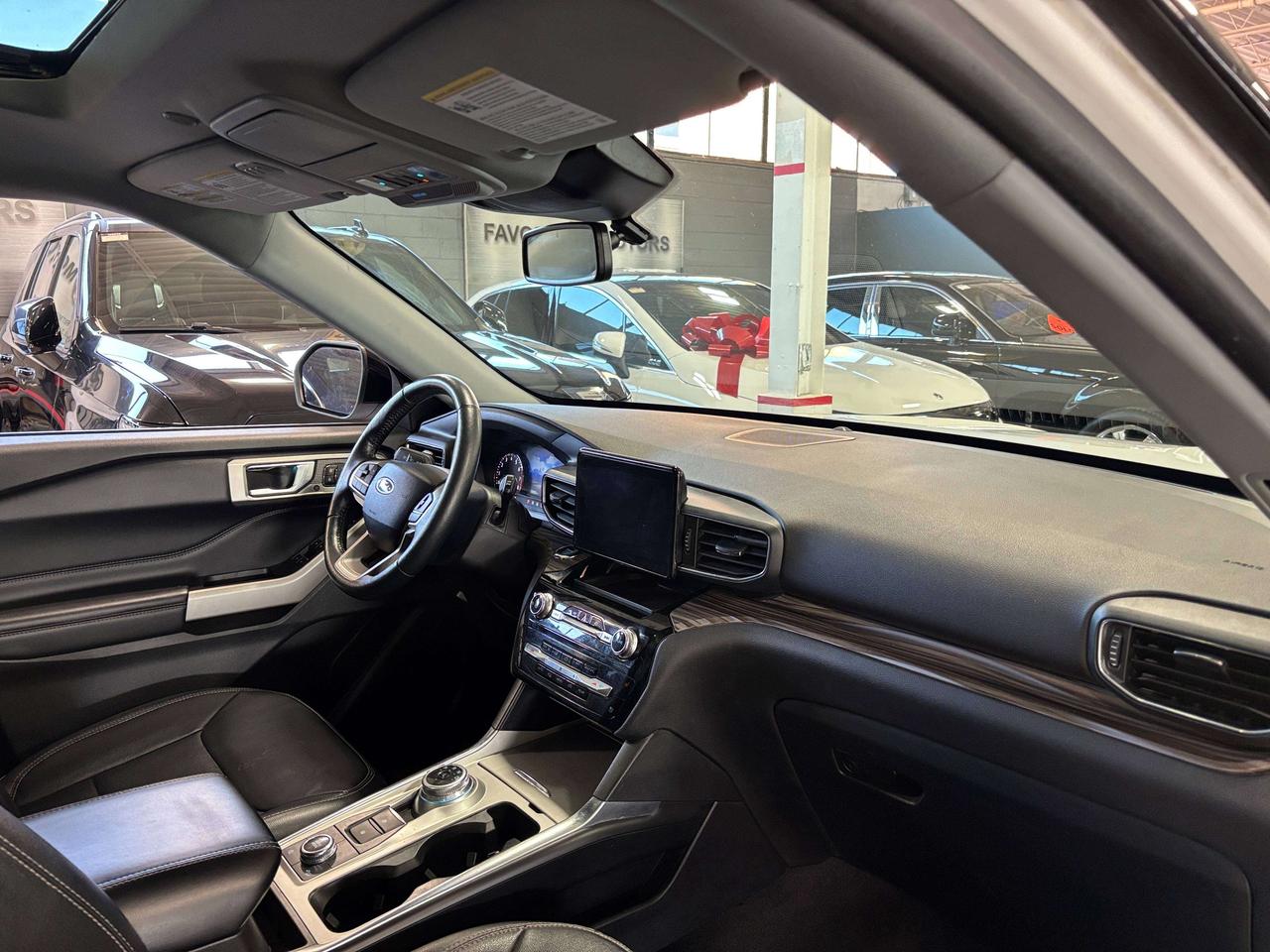 2022 Ford Explorer Limited|4WD|NAV|WOOD|LEATHER|PANOROOF|360CAM|7PASS Photo