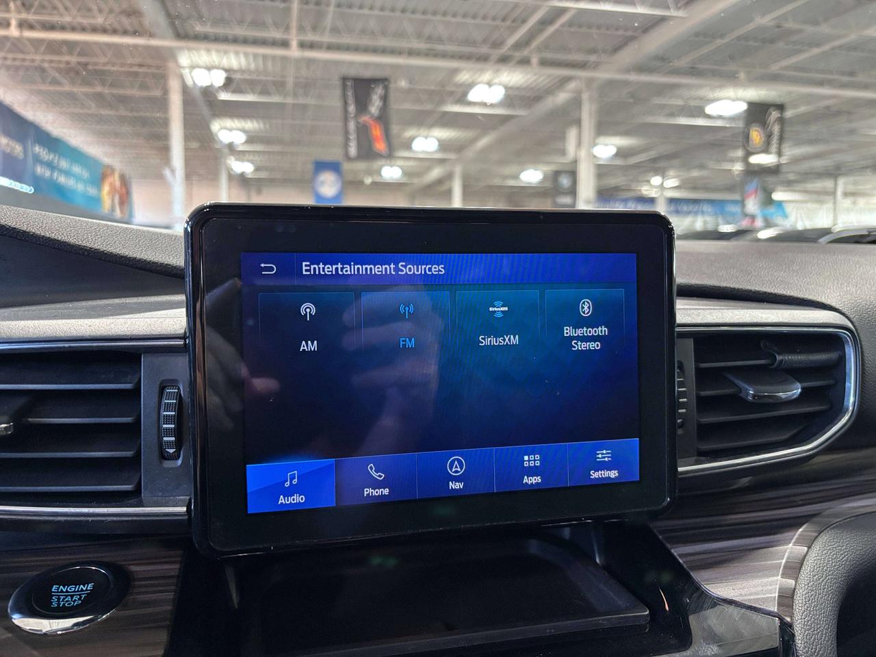 2022 Ford Explorer Limited|4WD|NAV|WOOD|LEATHER|PANOROOF|360CAM|7PASS Photo