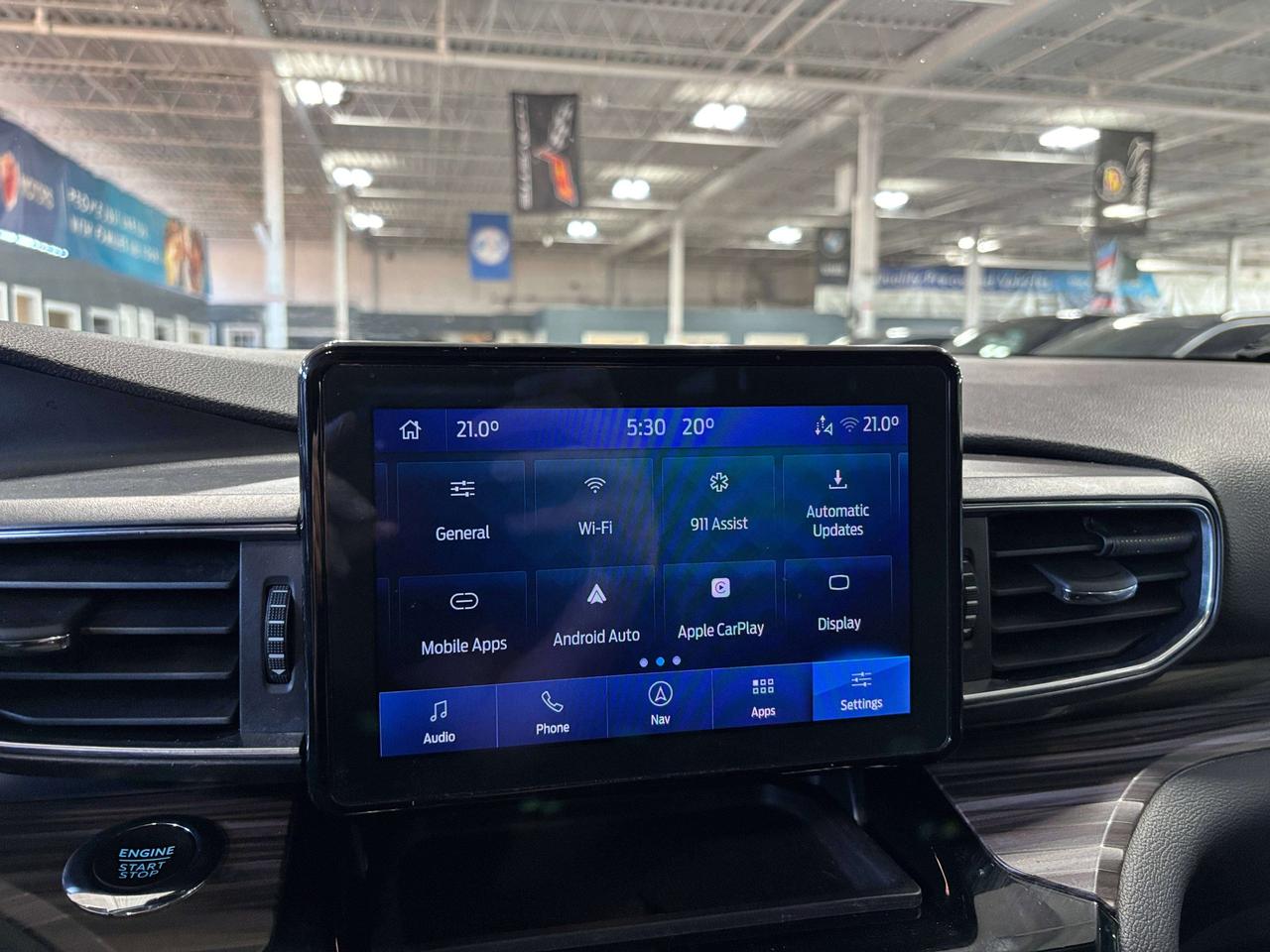 2022 Ford Explorer Limited|4WD|NAV|WOOD|LEATHER|PANOROOF|360CAM|7PASS Photo