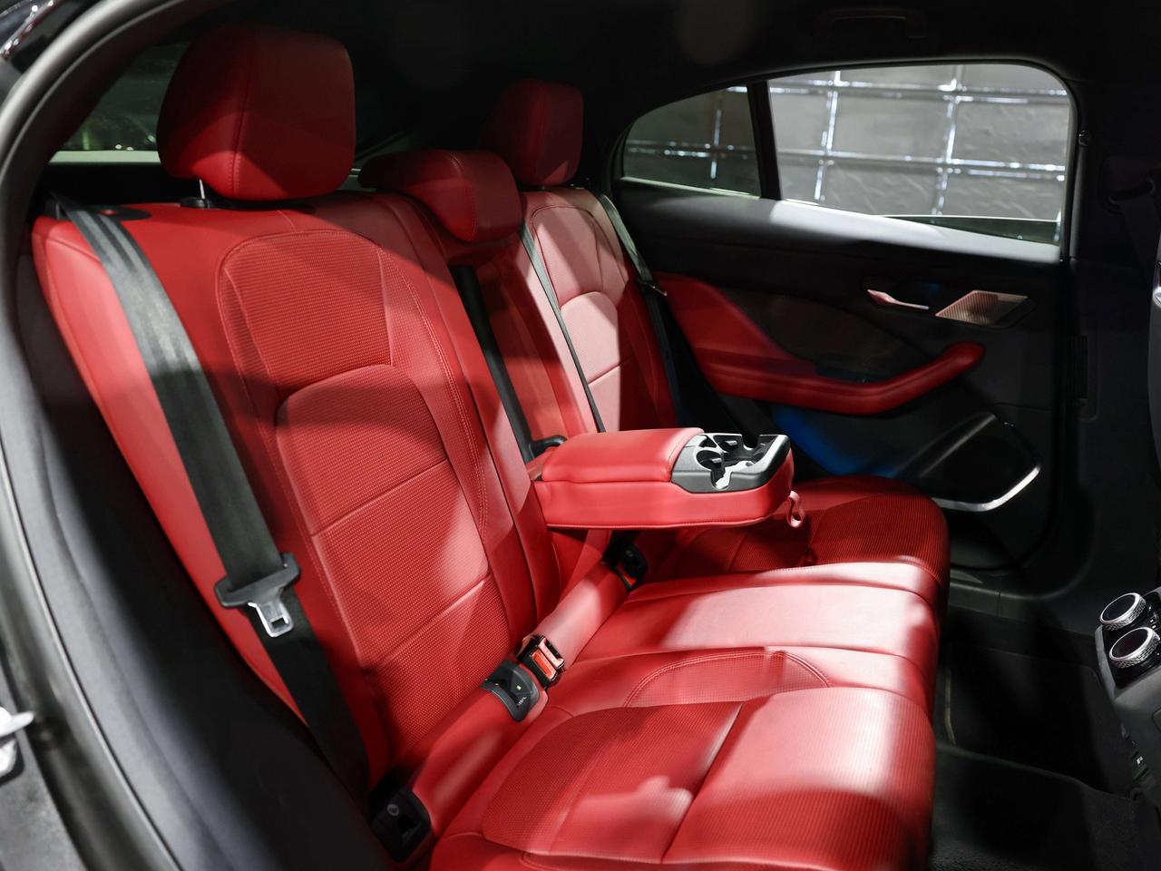 2020 Jaguar I-PACE HSE|NO ACCIDENT|UPGRADED SEAT|HUD|MERIDIAN|PANO Photo