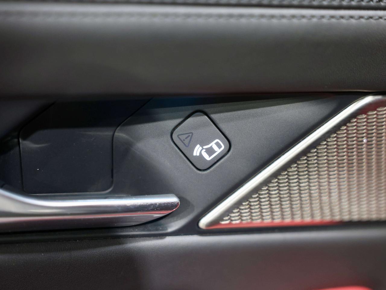 2020 Jaguar I-PACE HSE|NO ACCIDENT|UPGRADED SEAT|HUD|MERIDIAN|PANO Photo