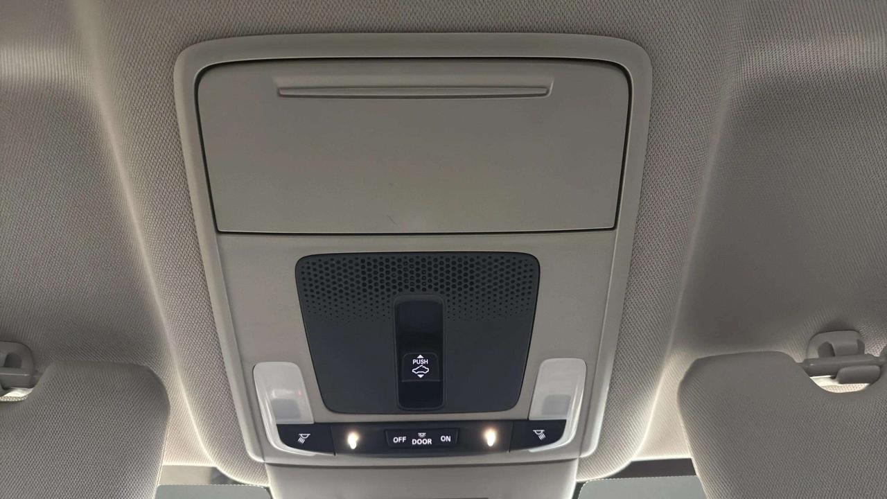 2023 Honda CR-V SPORT| CLEAN CARFAX| SUNROOF| HTD SEATS| CARPLAY Photo