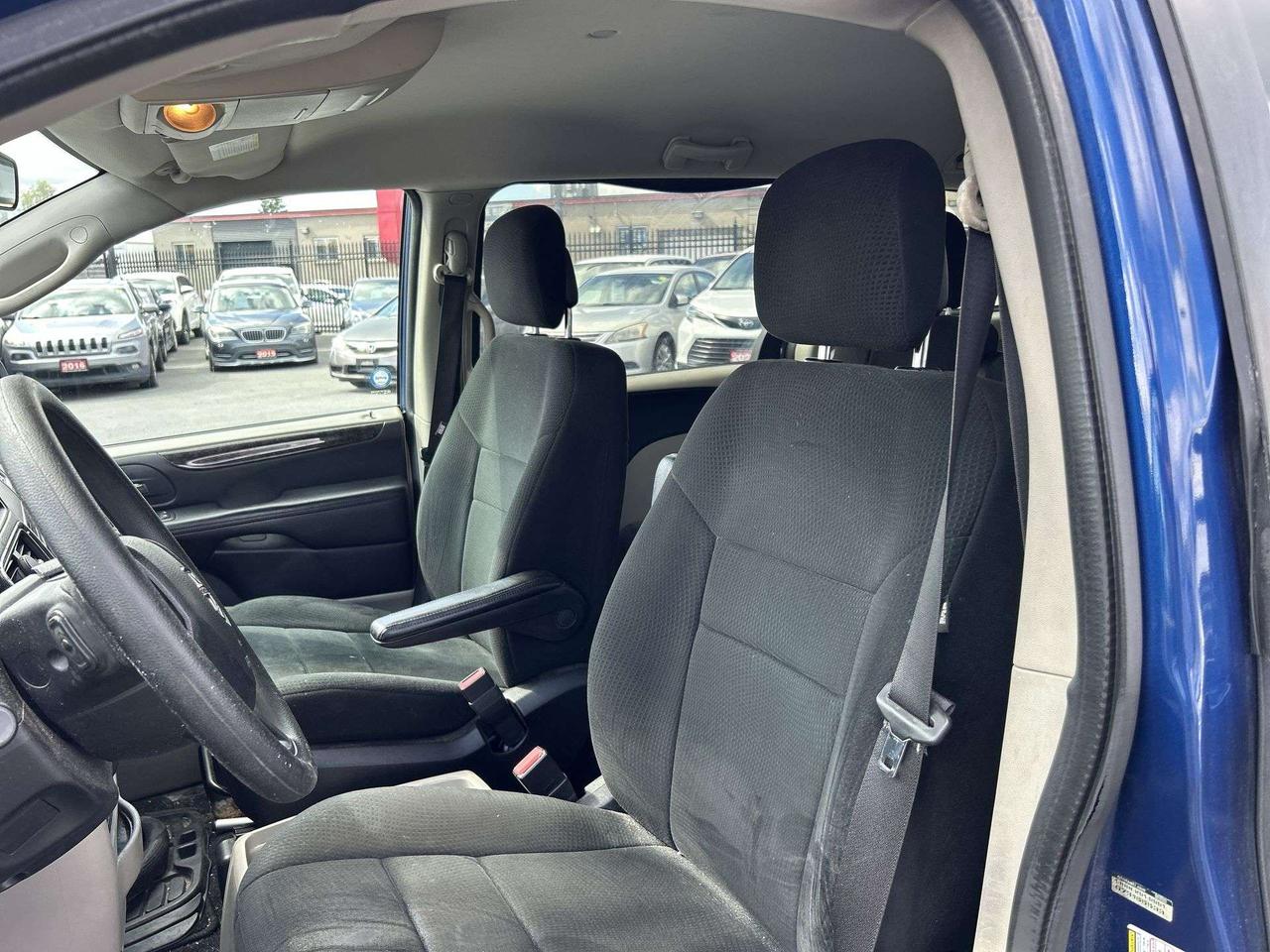 2011 Dodge Grand Caravan 7-PASS | STOW N GO | CD PLAYER | FULL PWR GROUP Photo