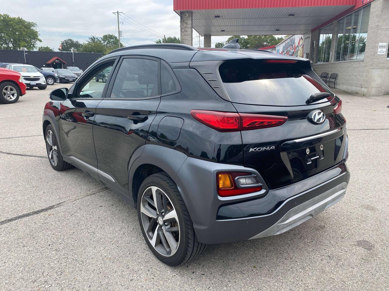 2018 Hyundai KONA TREND, 1.6T, CLEAN CARFAX, AWD, HEATED SEATS! - Photo #6
