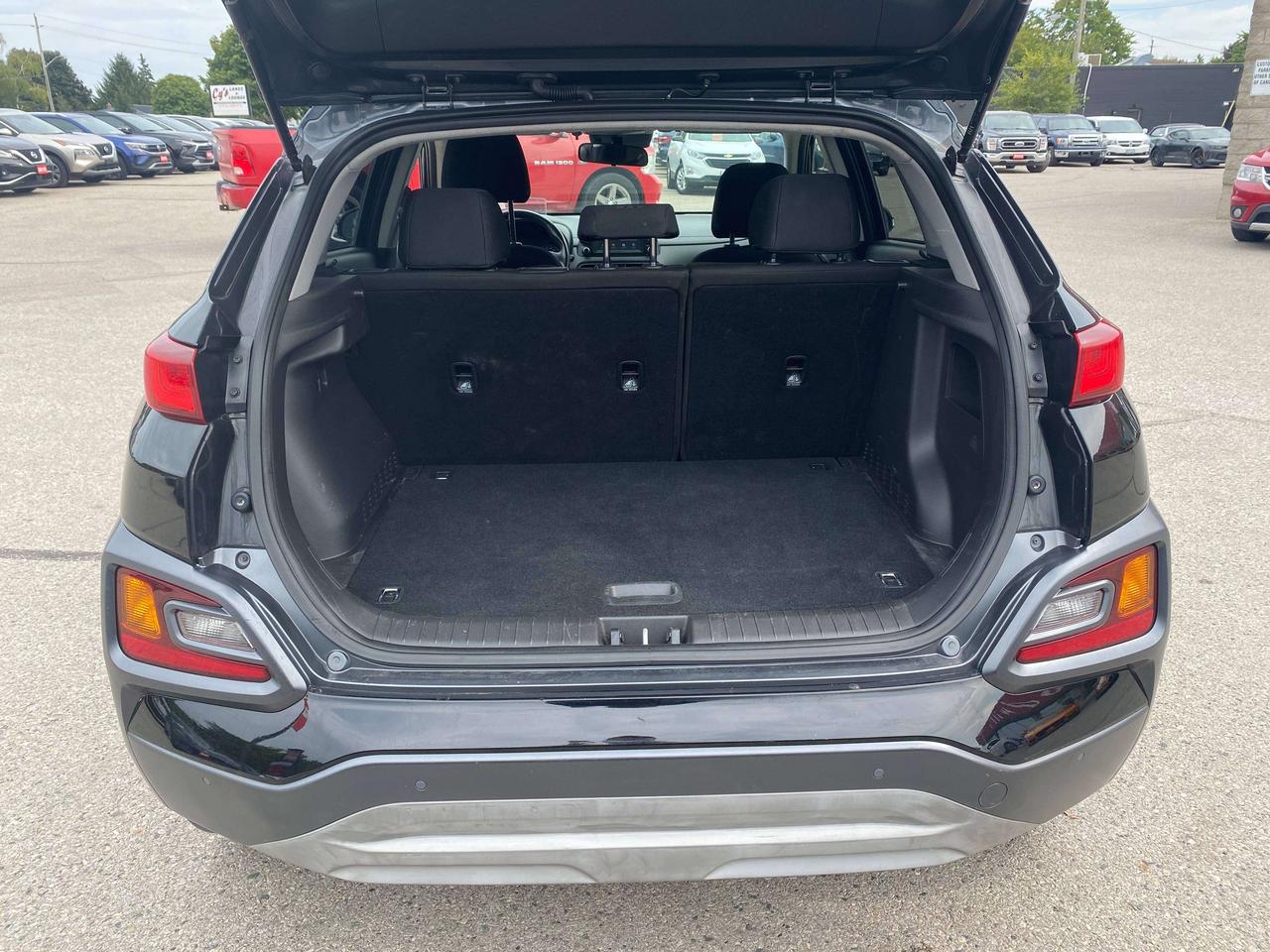 2018 Hyundai KONA TREND, 1.6T, CLEAN CARFAX, AWD, HEATED SEATS! - Photo #8