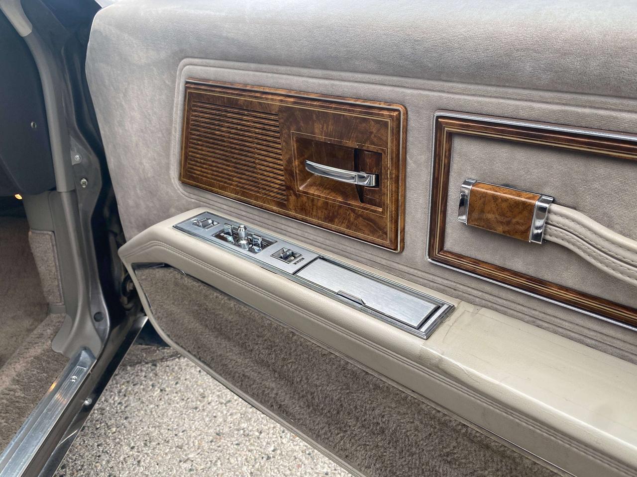 1984 Buick Riviera SOLD AS IS, TRUE MILEAGE UNKNOWN Photo