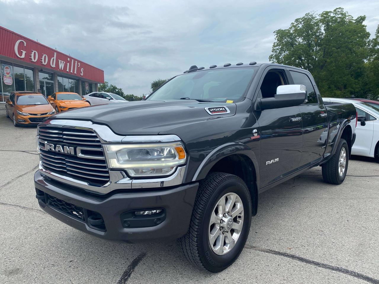 2022 RAM 2500 LARAMIE, CLEAN CARFAX, REMOTE START, LEATHER! Photo