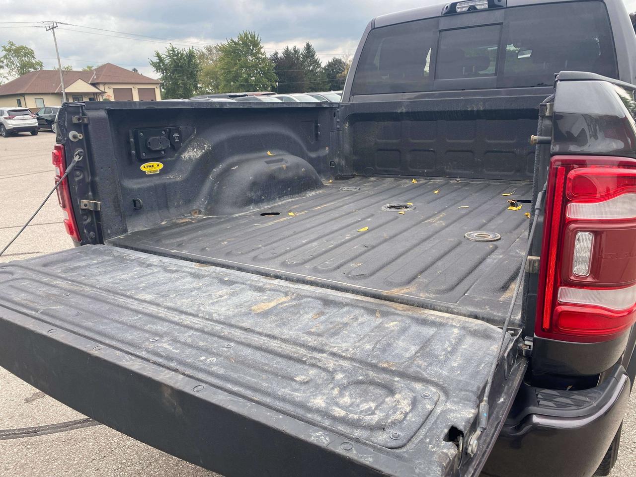 2022 RAM 2500 LARAMIE, CLEAN CARFAX, REMOTE START, LEATHER! Photo