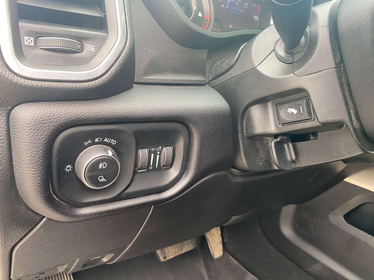 2022 RAM 2500 LARAMIE, CLEAN CARFAX, REMOTE START, LEATHER! - Photo #17