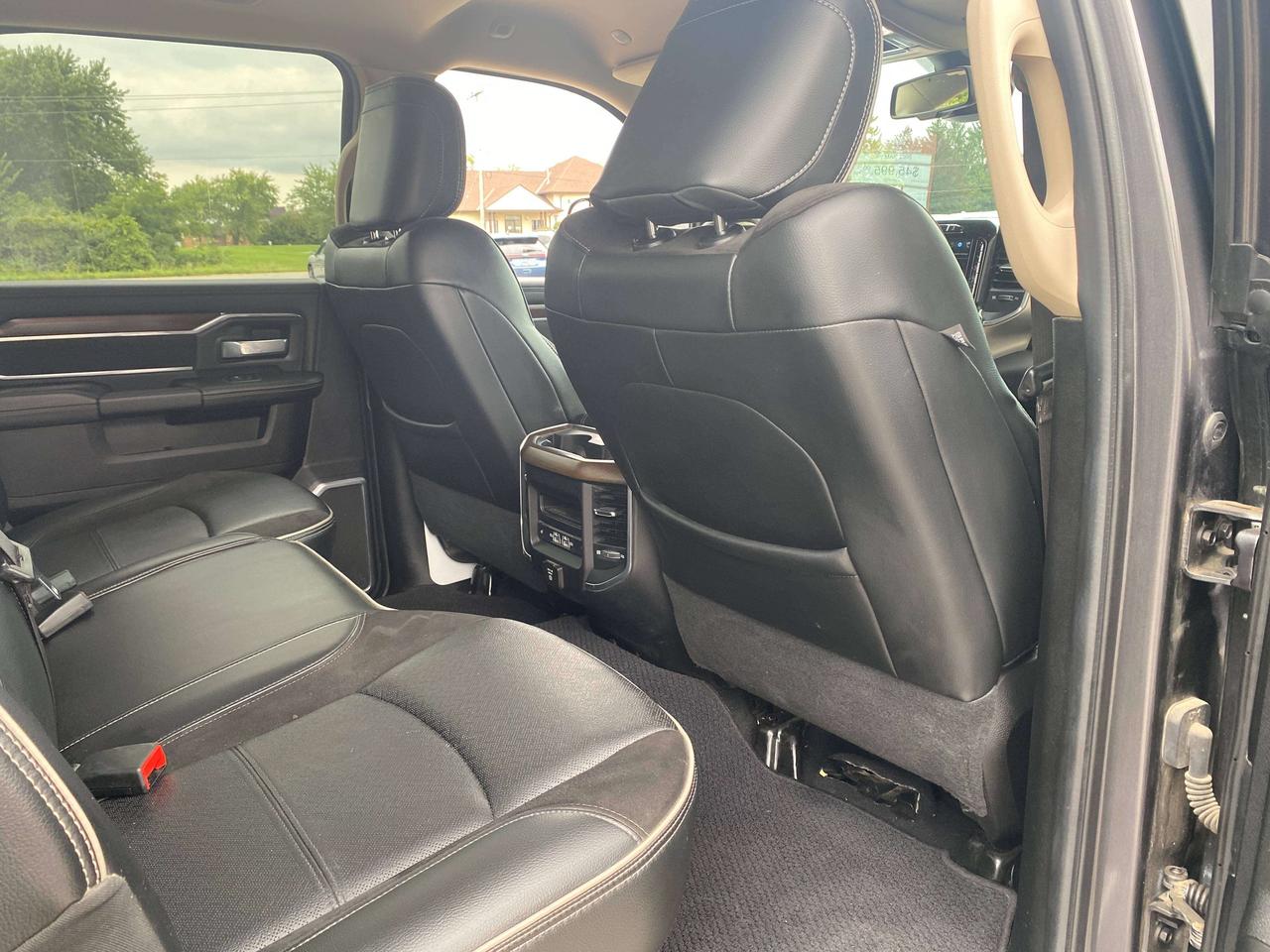 2022 RAM 2500 LARAMIE, CLEAN CARFAX, REMOTE START, LEATHER! Photo