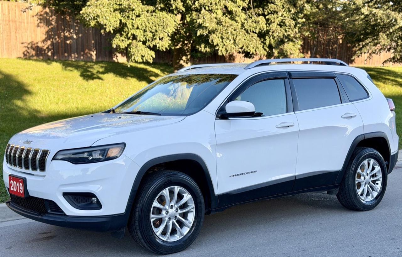 2019 Jeep Cherokee Latitude 4WD Photo
