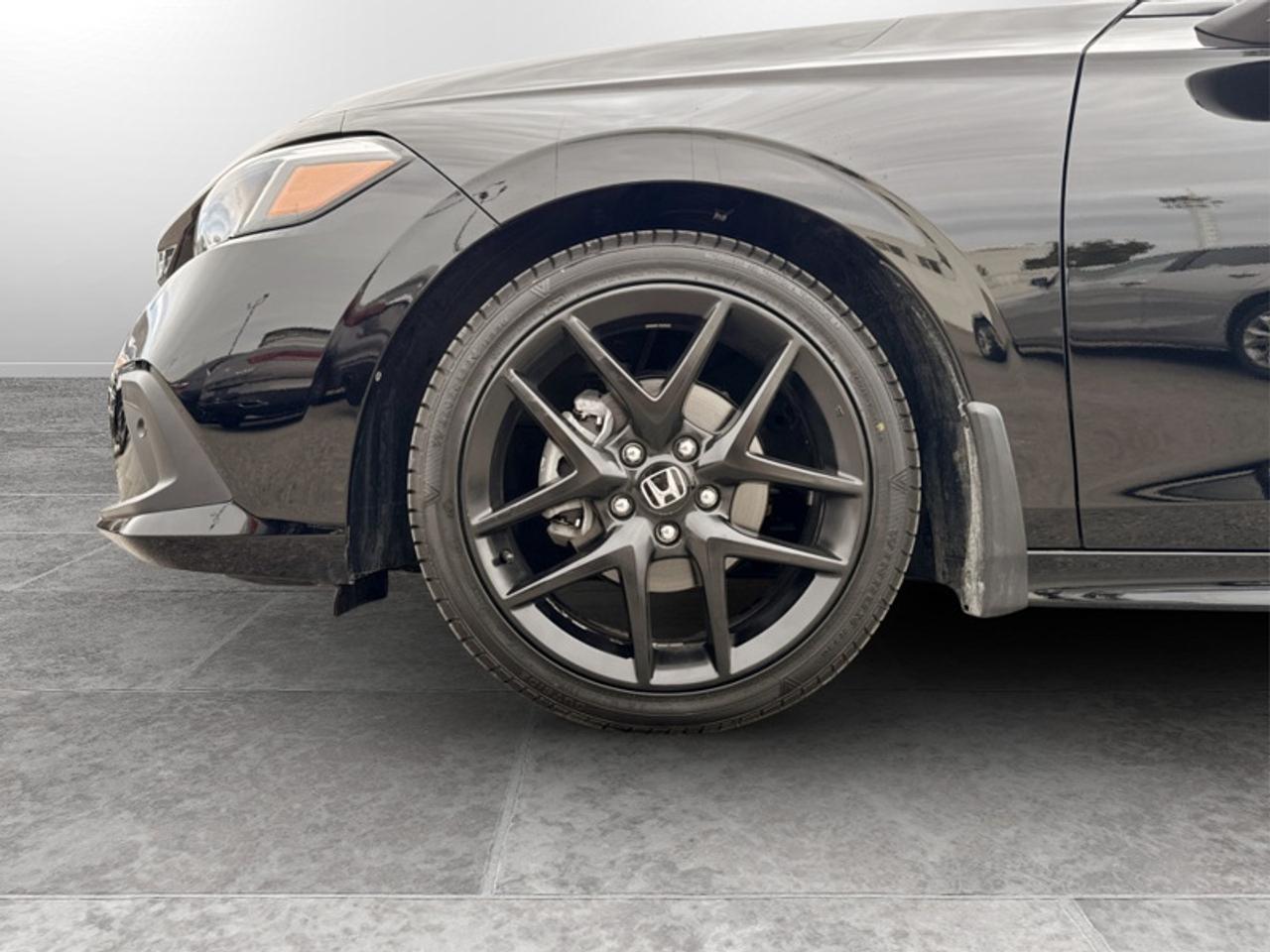 2024 Honda Civic Sedan Touring  - Low Mileage Photo
