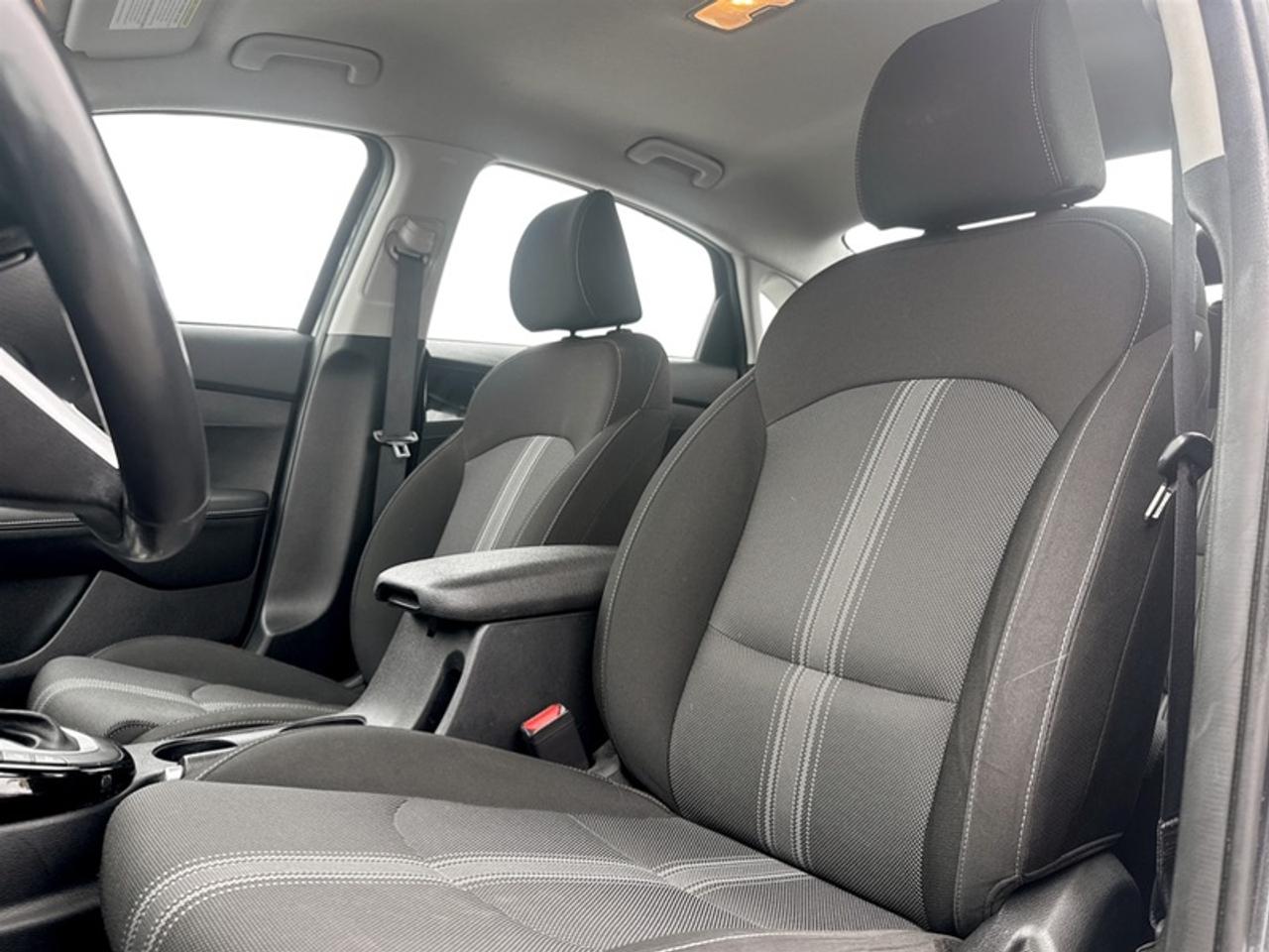 2024 Kia Forte EX Photo