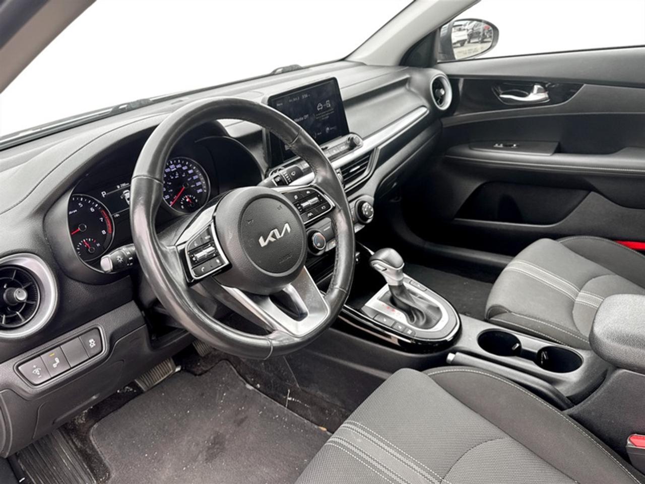 2024 Kia Forte EX Photo