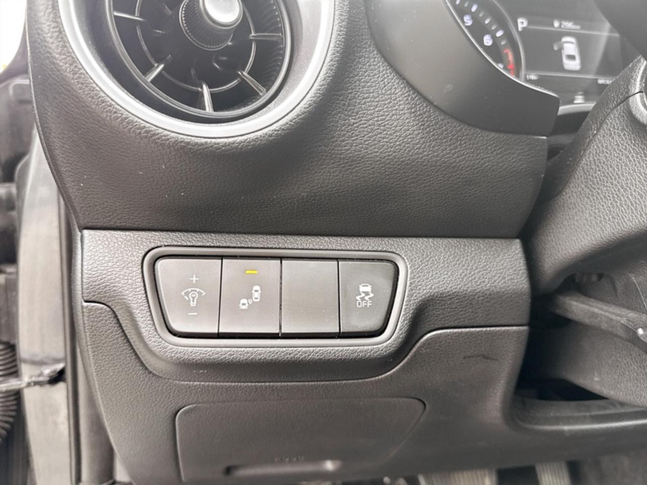 2024 Kia Forte EX Photo