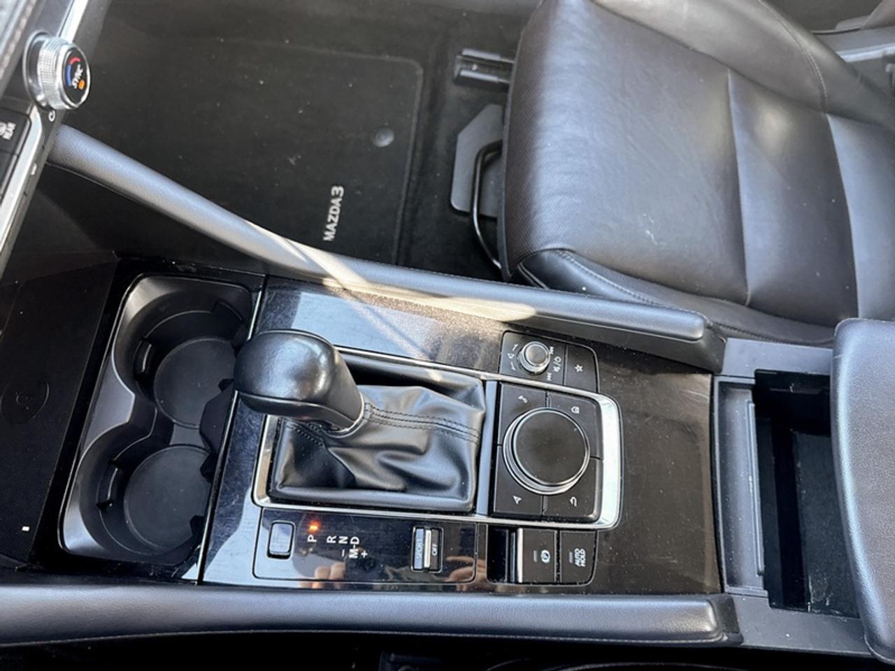 2024 Mazda MAZDA3 GT Turbo  **CLEAN CARFAX** Photo