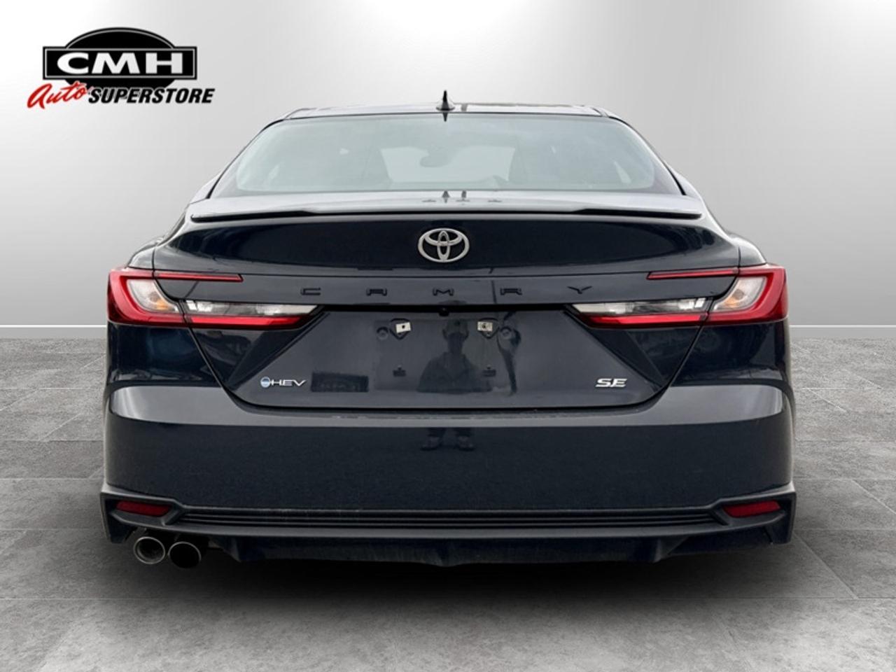 2025 Toyota Camry SE  **HYBRID** Photo