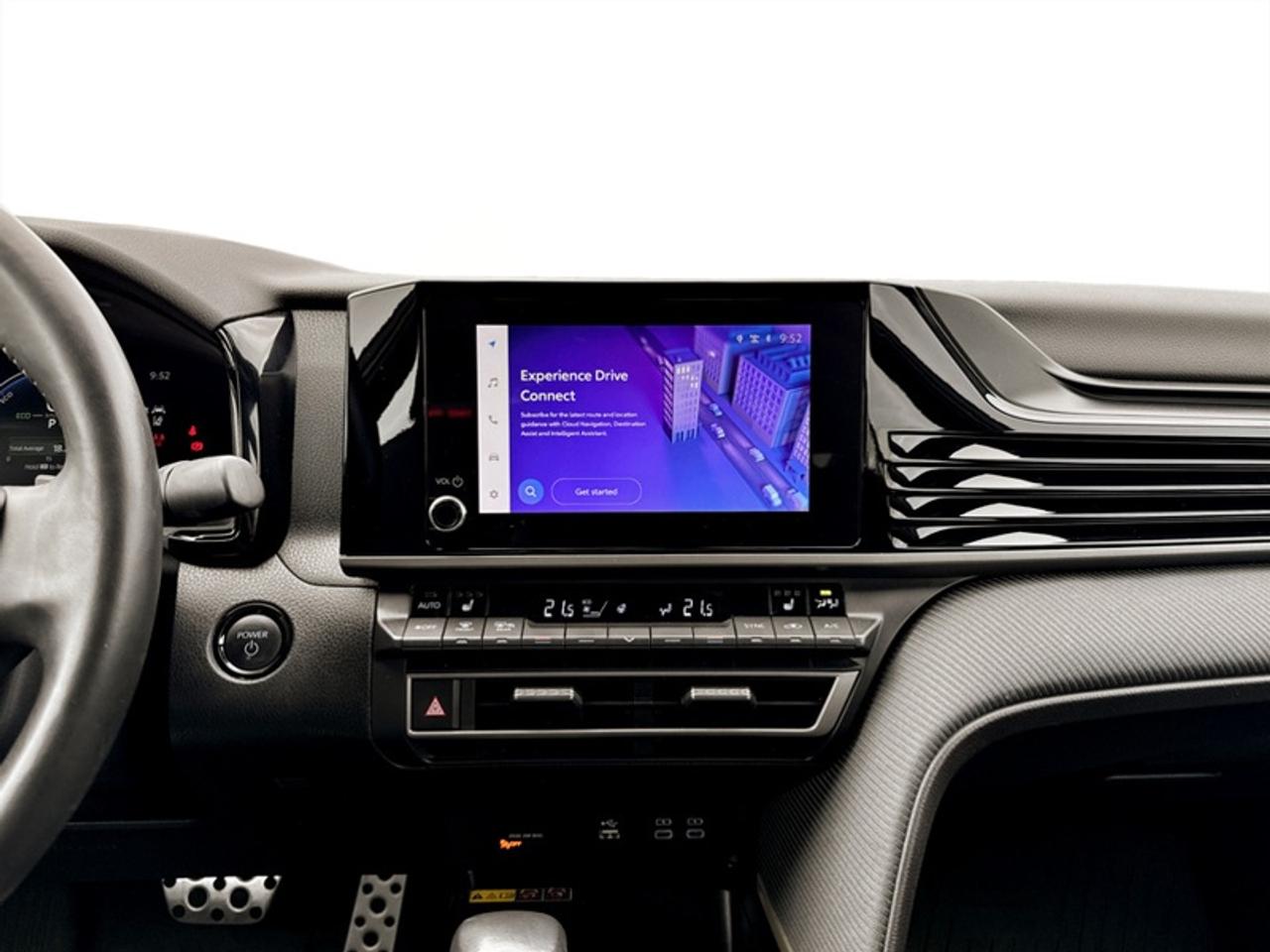 2025 Toyota Camry SE  **HYBRID** Photo