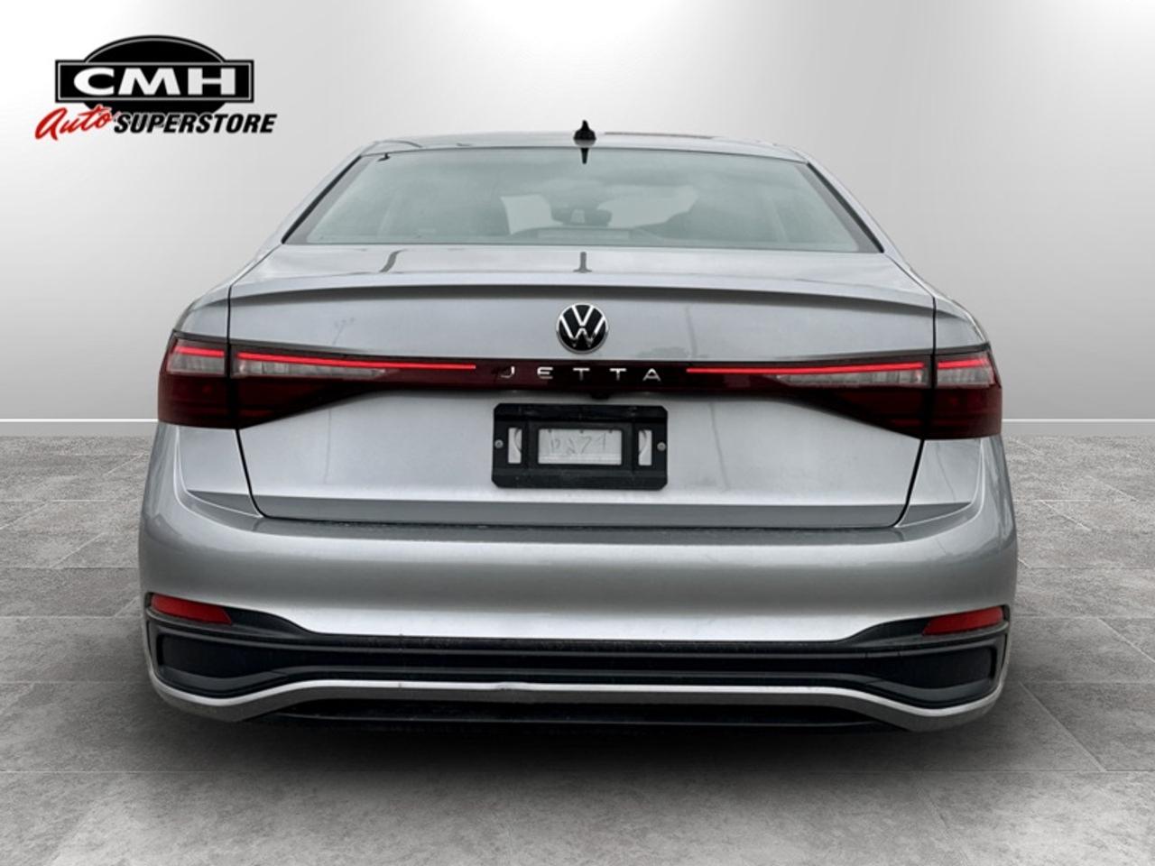 2025 Volkswagen Jetta Comfortline  **CLEAN CARFAX** Photo