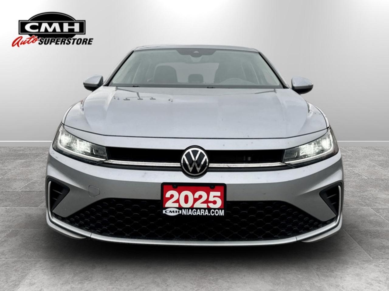 2025 Volkswagen Jetta Comfortline  **CLEAN CARFAX** Photo