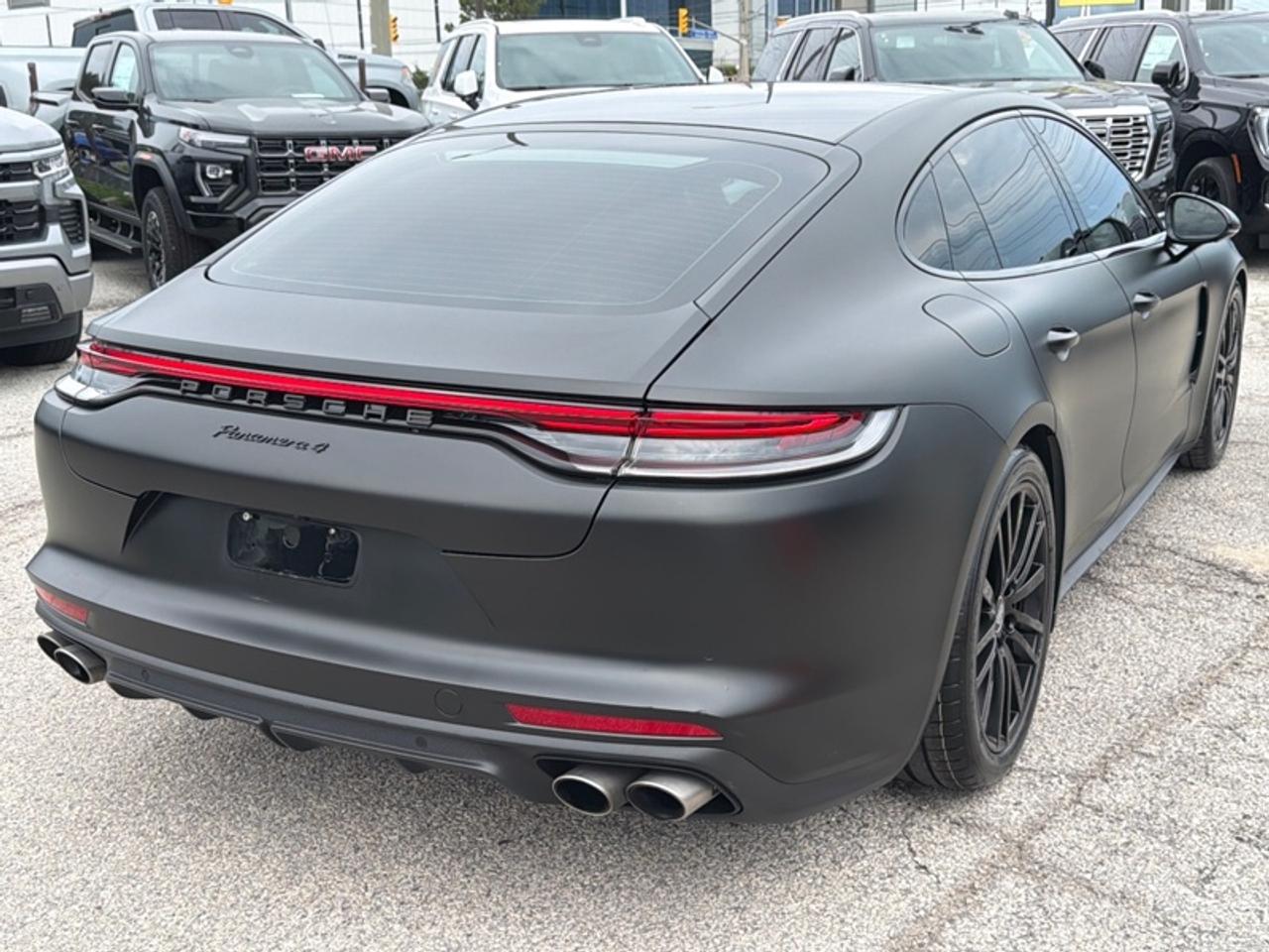 2021 Porsche Panamera 4 AWD Photo
