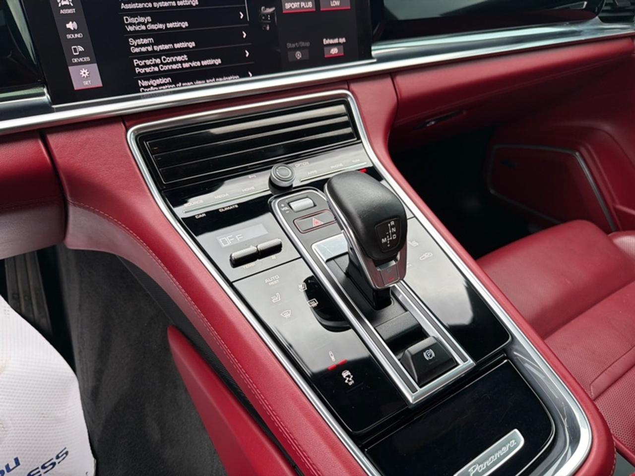 2021 Porsche Panamera 4 AWD Photo