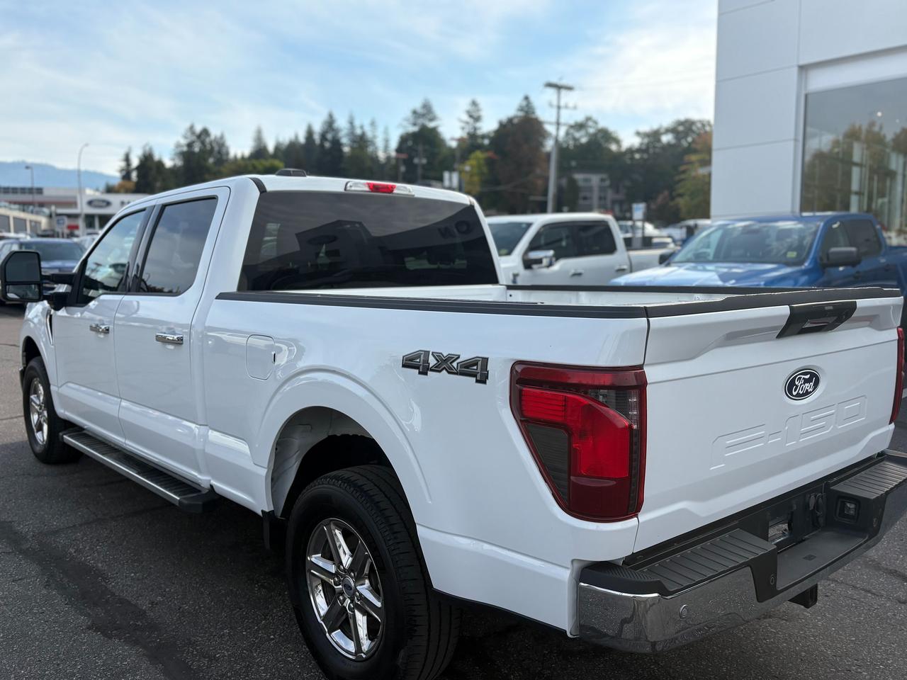 2024 Ford F-150 XLT Photo2