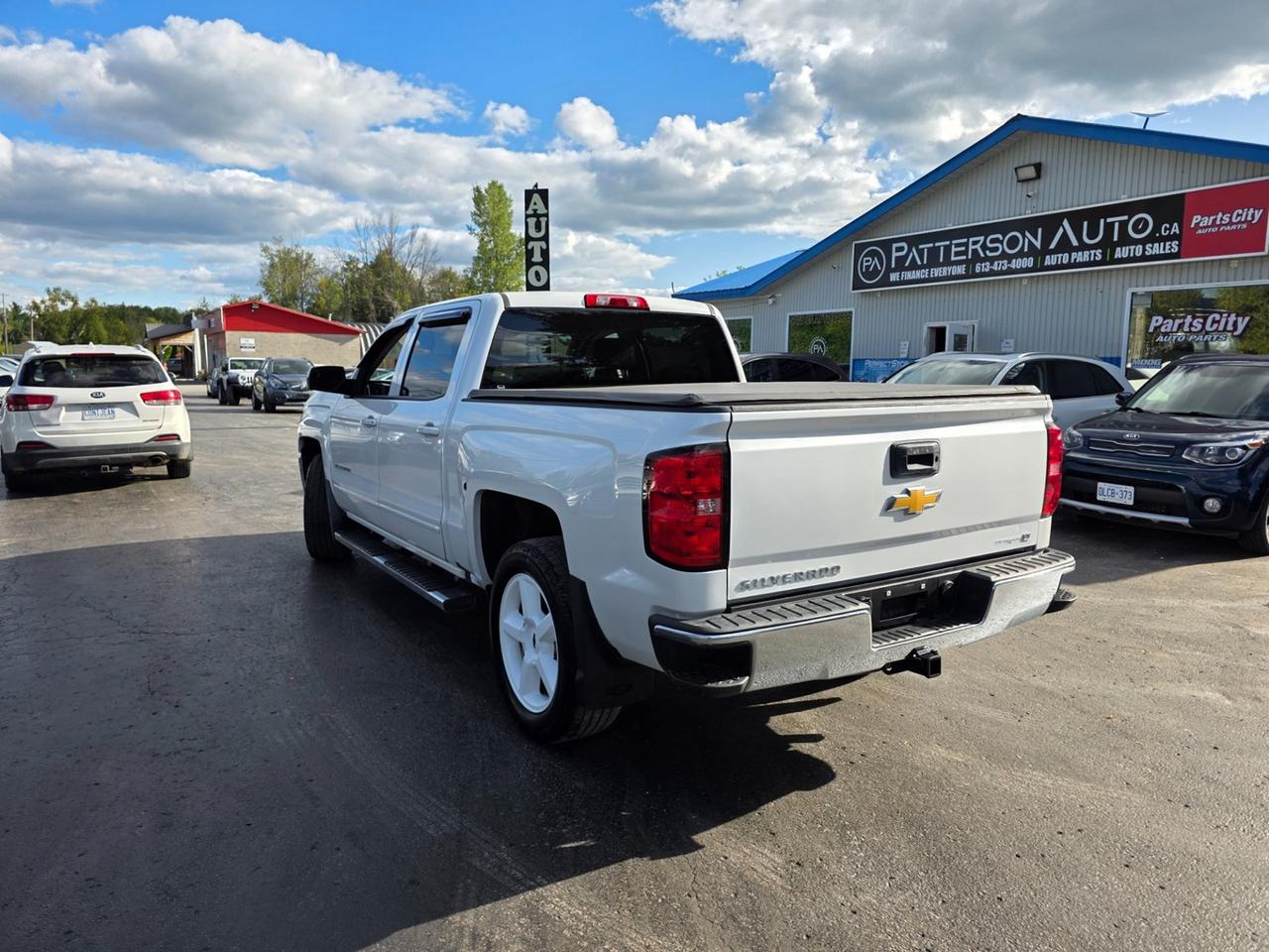 2018 Chevrolet Silverado 1500 LT Photo