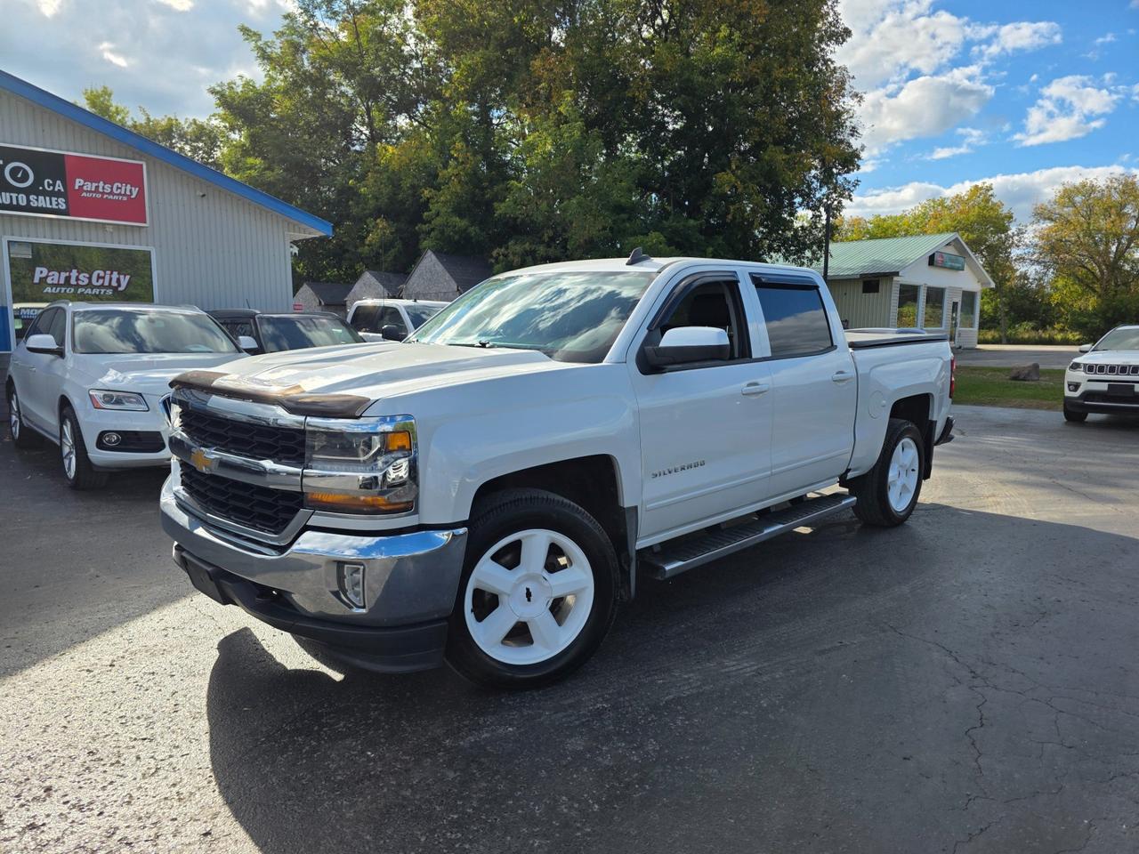 2018 Chevrolet Silverado 1500 LT - Photo #1