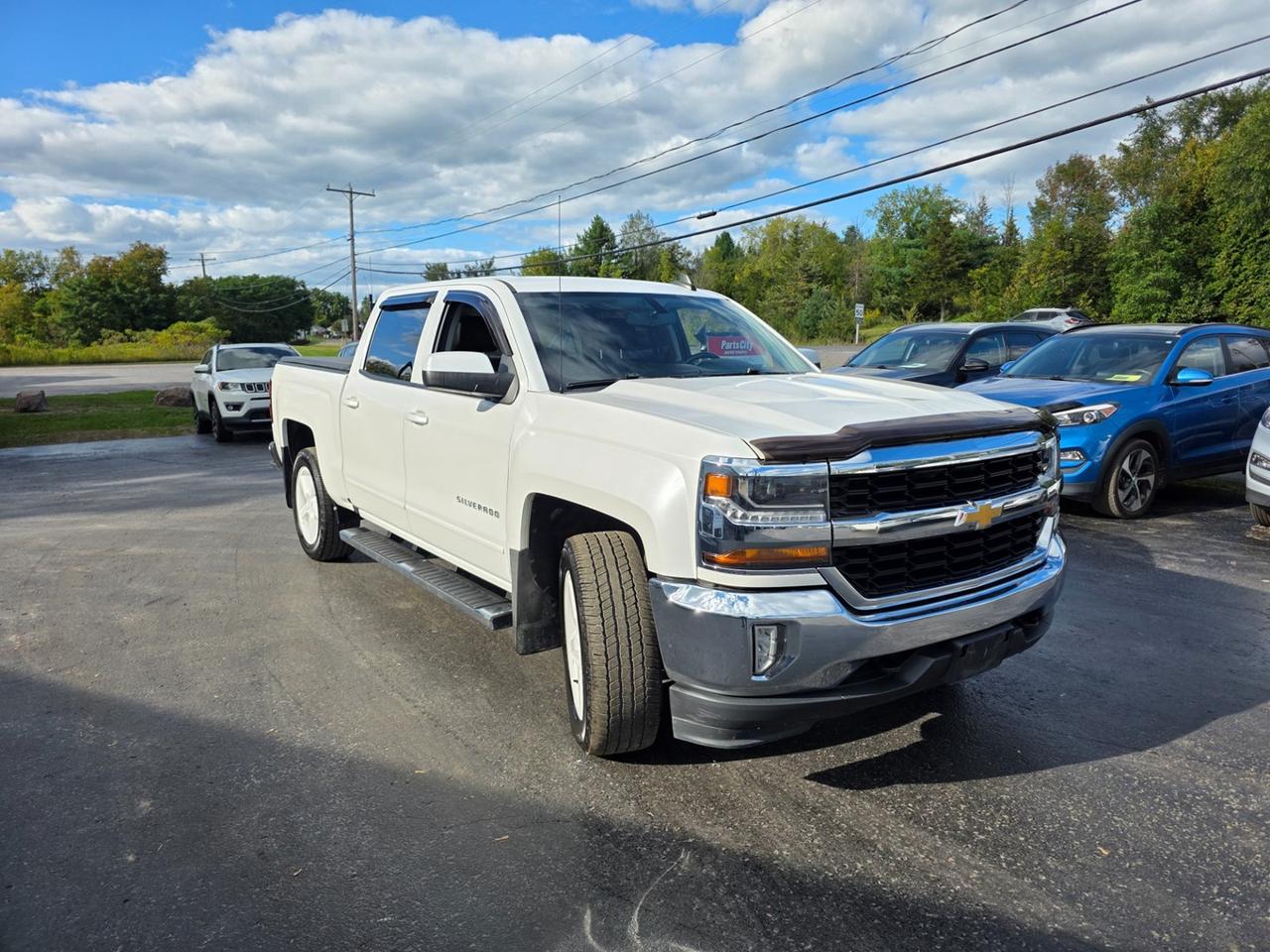 2018 Chevrolet Silverado 1500 LT Photo