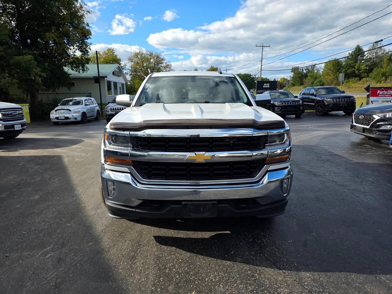 2018 Chevrolet Silverado 1500 LT Photo