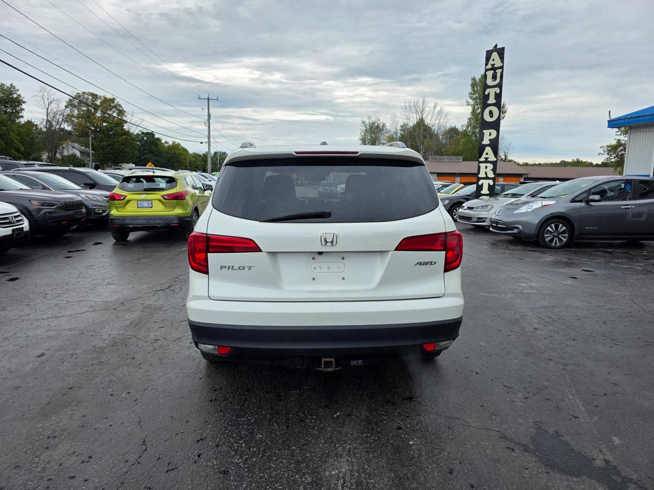 2017 Honda Pilot EX-L Photo