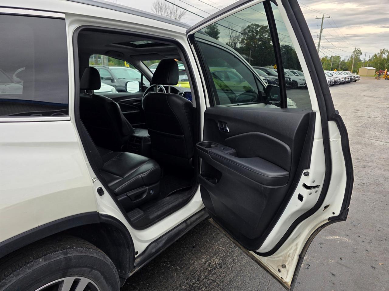 2017 Honda Pilot EX-L Photo