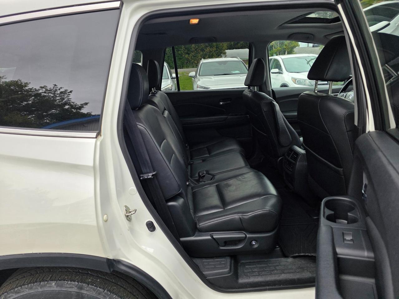 2017 Honda Pilot EX-L Photo