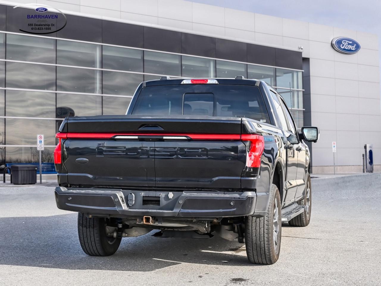 2023 Ford F-150 Lightning Lariat Photo