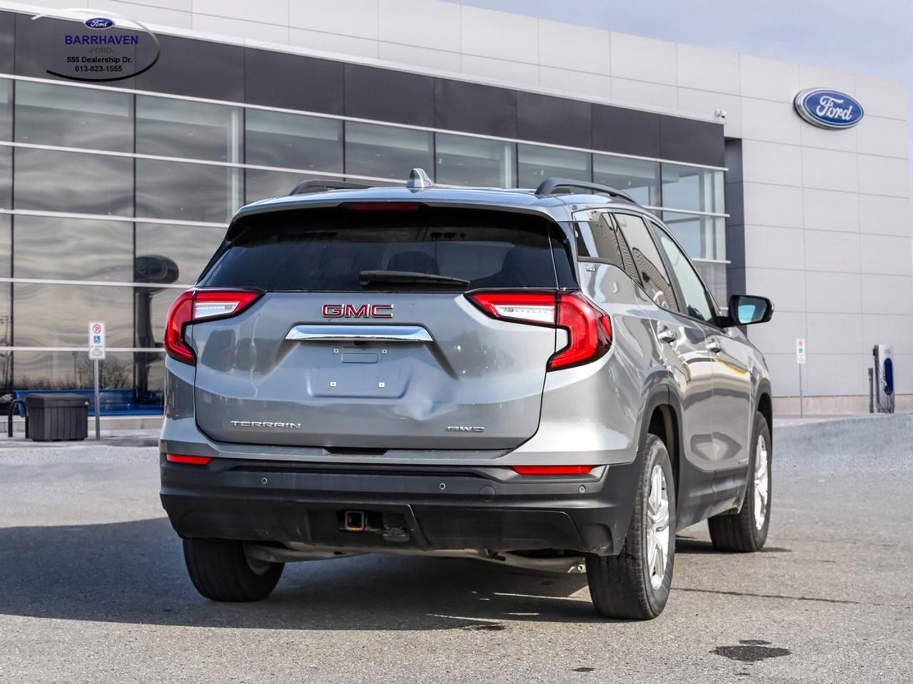 2024 GMC Terrain SLE Photo