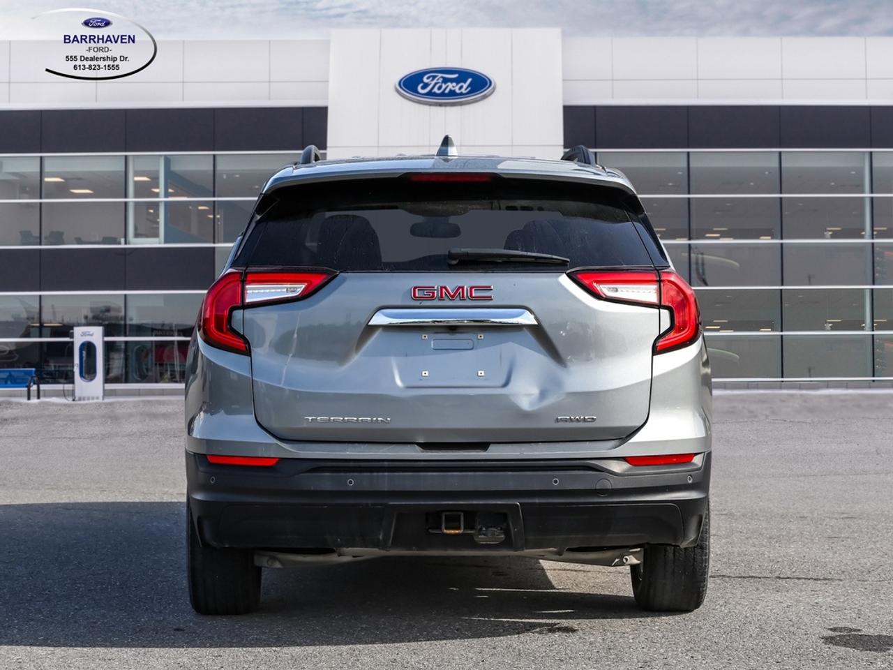 2024 GMC Terrain SLE Photo4