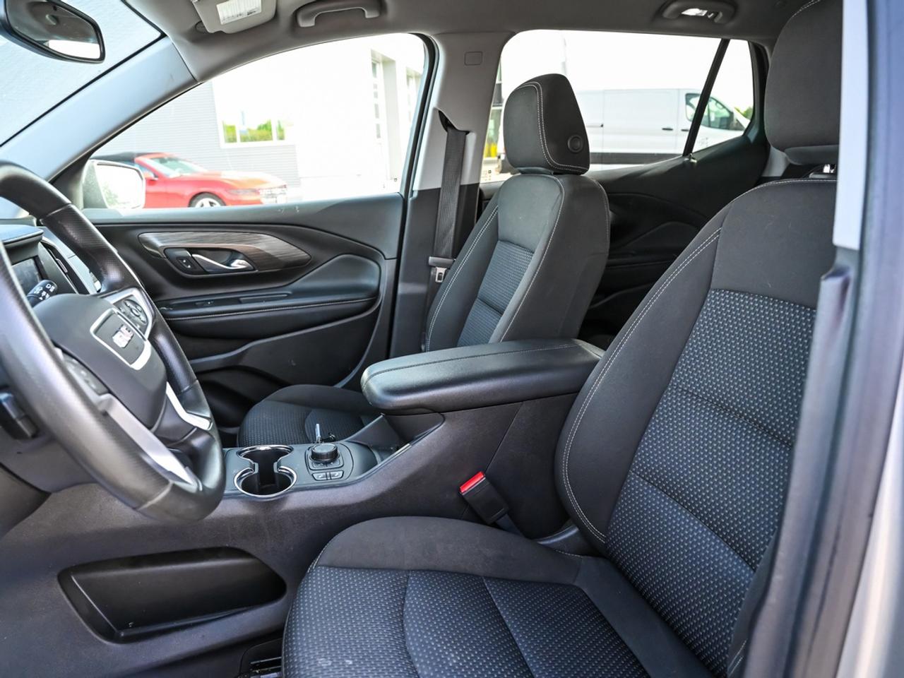 2024 GMC Terrain SLE Photo