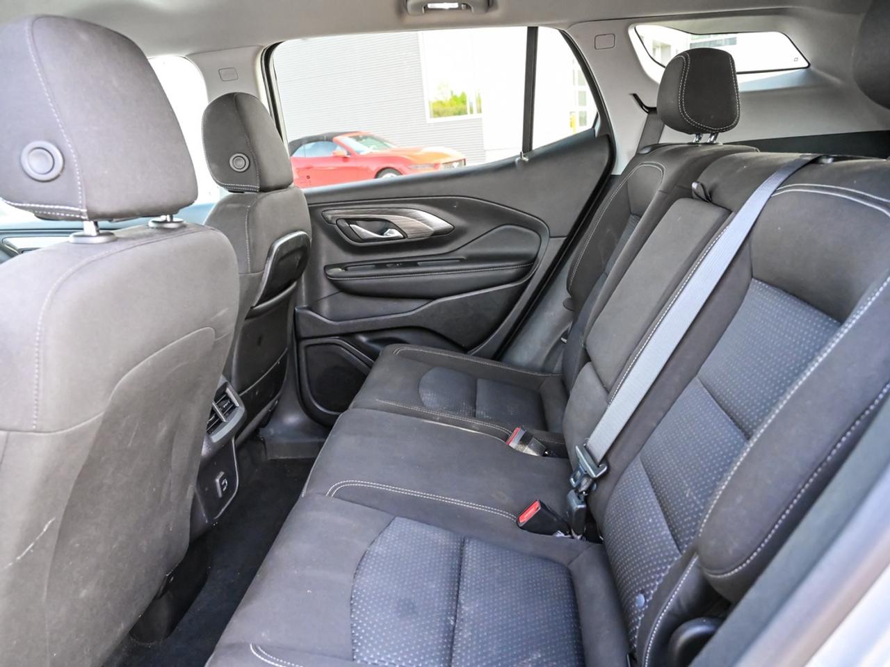 2024 GMC Terrain SLE Photo