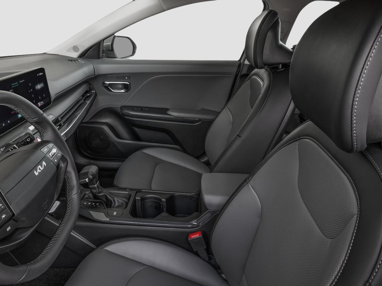 2026 Kia K4 EX Photo4
