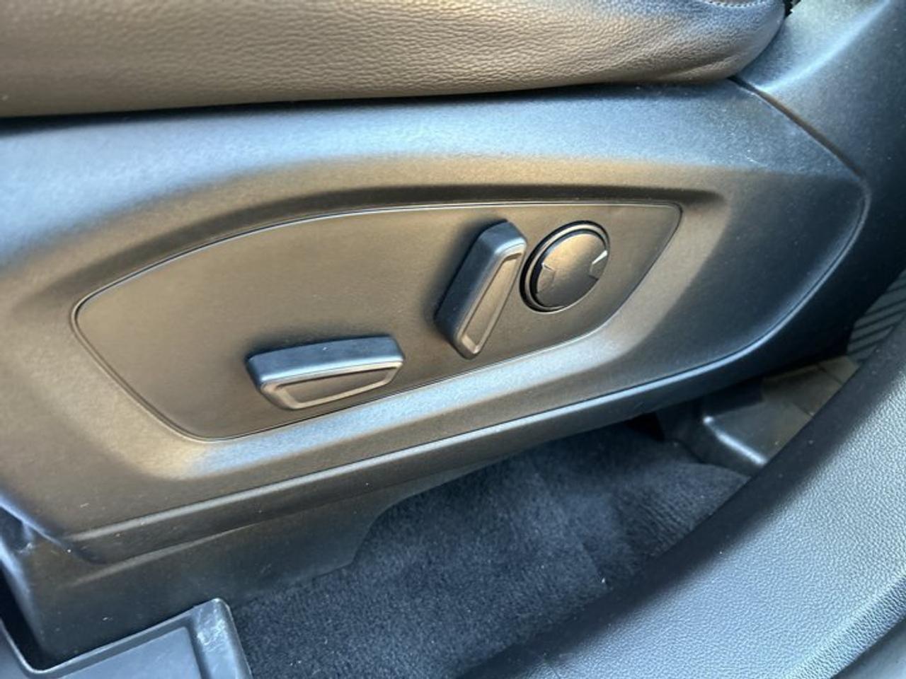 2021 Ford Explorer Limited 4WD | No Accidents | Leather Seats | Heated Steering Photo