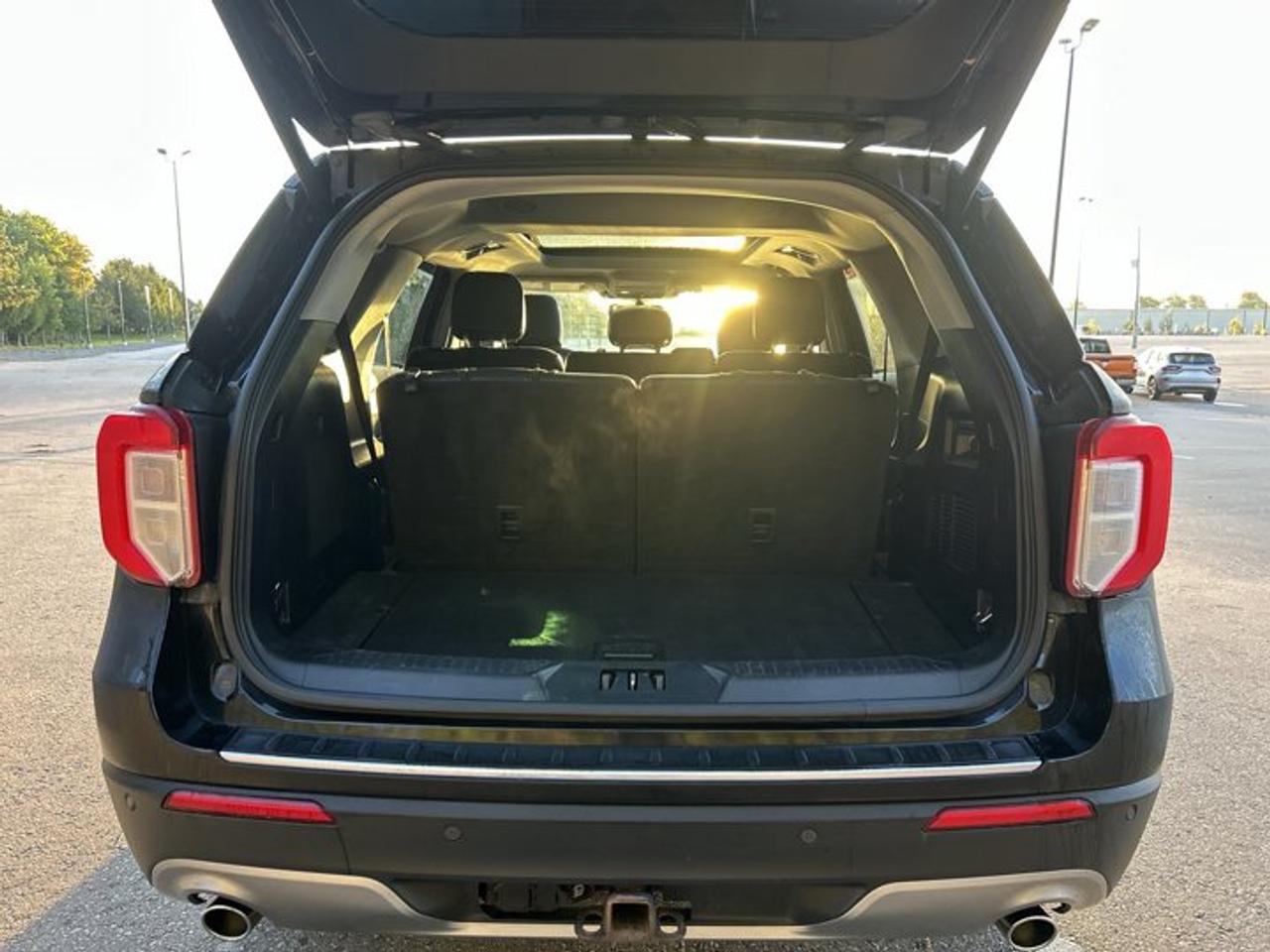 2021 Ford Explorer Limited 4WD | No Accidents | Leather Seats | Heated Steering Photo