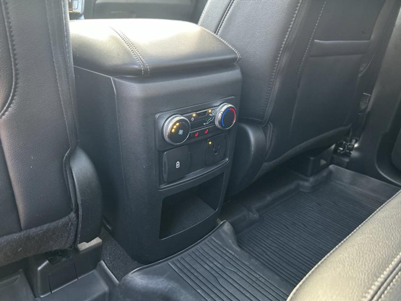 2021 Ford Explorer Limited 4WD | No Accidents | Leather Seats | Heated Steering Photo