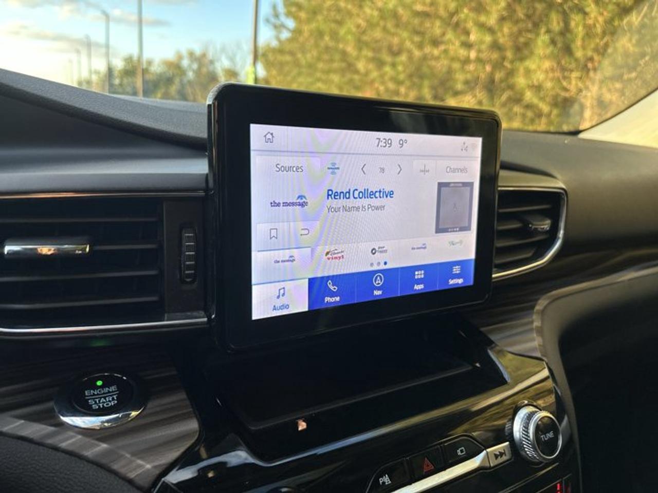 2021 Ford Explorer Limited 4WD | No Accidents | Leather Seats | Heated Steering Photo