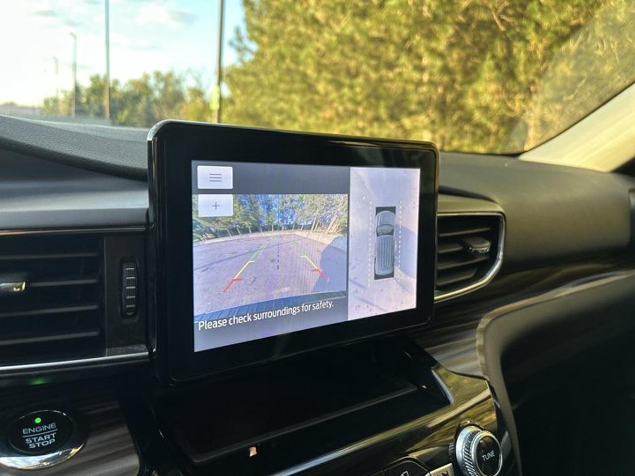 2021 Ford Explorer Limited 4WD | No Accidents | Leather Seats | Heated Steering Photo